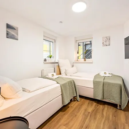 Sali Homes Ziegeleihaus 아파트 *